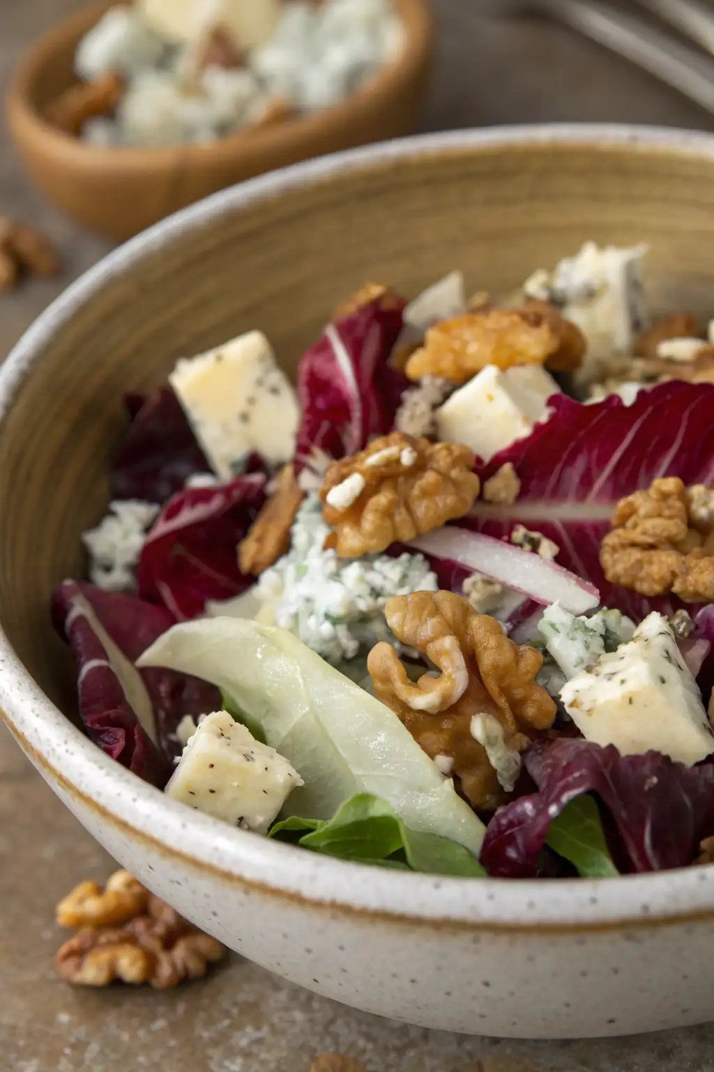 A delicious plate of Insalata di Gorgonzola, Noci e Radicchio